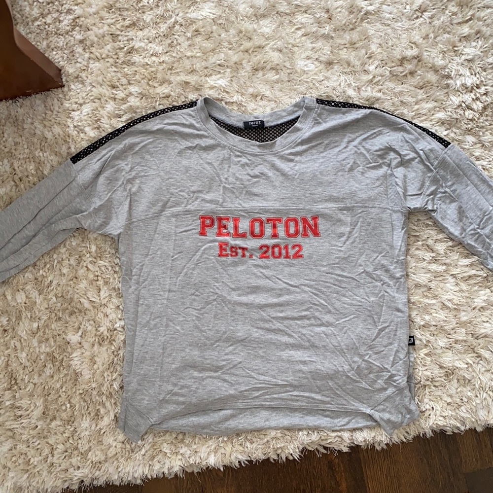 PELOTON Terez Long Sleeve Tshirt